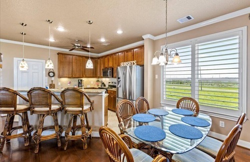 Bermuda Beach Casa | Steps to Bermuda Beach, Gulf Views, 2 King Suites