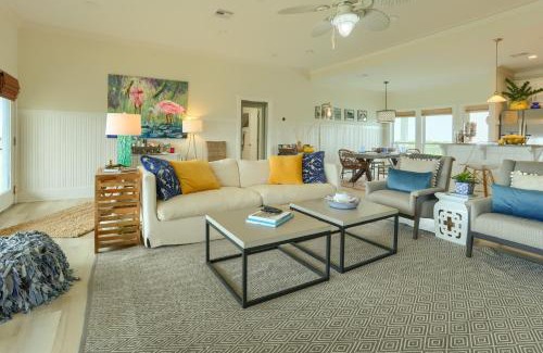 Port Bolivar Casa | Steps to Bolivar Beach Home with Deck and Grill