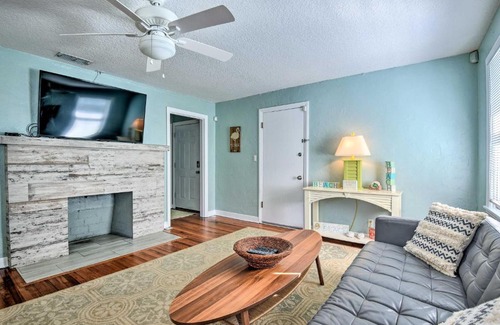 Kahnway Heights Casa | Steps to Daytona Beach Updated Home with Deck!