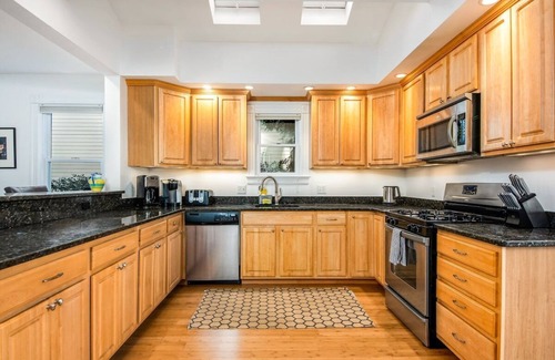 Newburyport Casa | ❁¡NUEVO! El centro histórico de Newburyport Home!❁