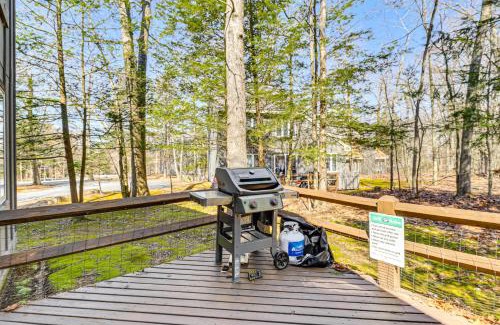 White Haven Casa | Steps to Jack Frost Ski Resort Townhome with Decks