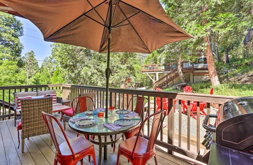 Cedar Glen Cabaña | Steps to Lake: Cabin w/ Deck in Lake Arrowhead
