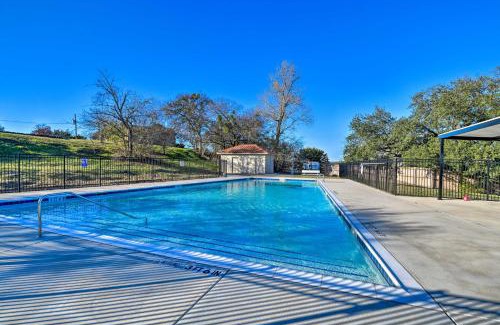 Granbury Casa | Steps to Lake! Charming Cabin Pool Access and Decks