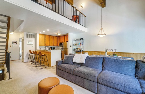 Carnelian Woods Casa | Steps to Lake: Scenic Carnelian Bay Retreat