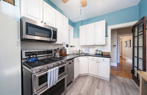 Hoboken Apartamento | Perfecta ubicación! Apartamento privado de 2 dormitorios con terraza, vista a Nueva York