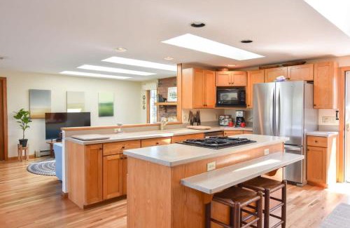 North Eastham Casa | Steps to Private Association Beaches
