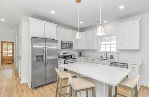 Myrtle Beach Casa | Steps to Sand – 3BR for Families with outdoor area