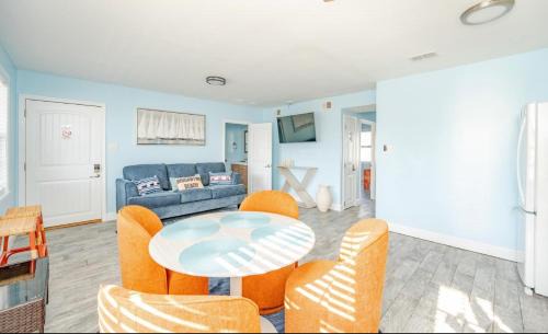 Brigantine Casa | Steps to Sand Updated Bouchee Beachy Condo Deck Parking