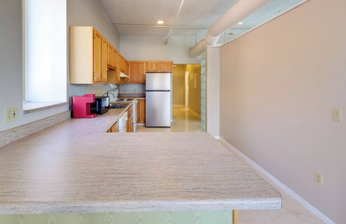 Old Market Condominio | Steps to Shops & Eats: Dtwn Omaha Gem!