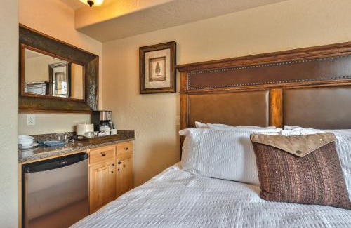 Park City Casa | Steps to skiing, hotel room, mountain views, shared hot tub, sauna, steam room, fitness room 223A