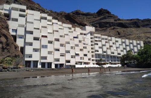 Santa Cruz de Tenerife Apartamento | Steps to the beach!