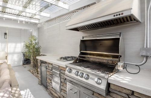 Sunset Beach Casa | Steps to the Beach Firepit Patio Long-Term Sunset Beach Stay Coastal Cove