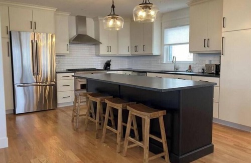 Beach Haven Casa | Steps to the beach, beautiful views, gourmet kitchen, sleeps 14, pool, elevator.
