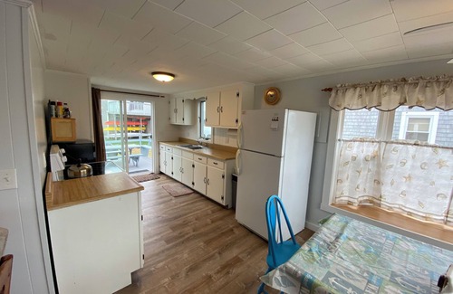 West Dennis Cabaña | Steps to the beach! Classic Cape Cod Cottage with outdoor living space