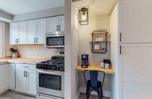 Canton Casa | Steps to the HOF: Football Fans’ Dream Stay