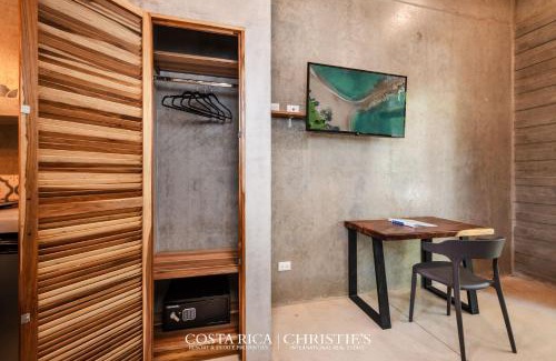 Playa Grande Casa | Steps to the Main Surf Break - 6 Bedroom Villa