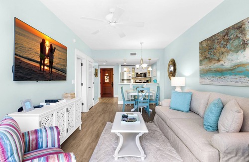 Baytowne Wharf Condominio | Steps2BaytowneWharf-FREE Beach 🚌Tram-Pool+Hot Tub-Sandestin G&B Pilot House 506