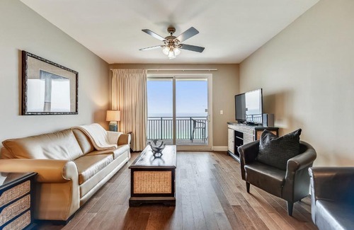 Panama City Beach Casa | Sterling Breeze #1702 by Book That Condo