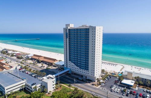Panama City Beach Condominio | Sterling Breeze by Panhandle Getaways