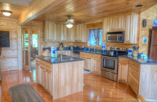 Sautee Nacoochee Casa | Sterling Lodge | Luxury Home with Mtn Views, Game Room, Hot Tub and More