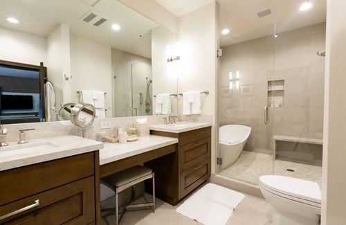 Deer Valley Casa | Sterling Studio Hotel Room by Redawning