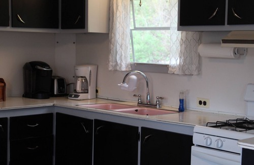 Bradford Cabaña | Lamoka Lake - Stevens Lane Getaway