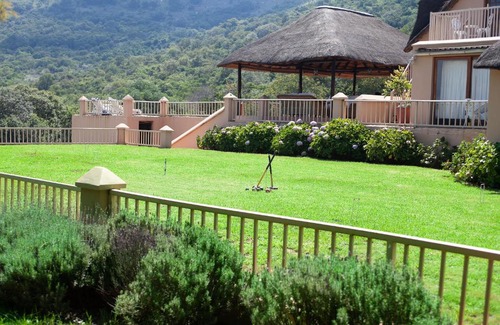 Hekpoort Hotel | Steynshoop Mountain Lodge (Hotel)
