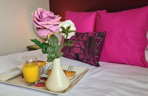 Church Gresley Casa | Sticky Wicket a boutique styled place to stay in Swadlincote