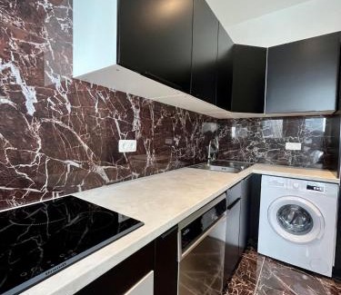 Broekwijk Apartamento | Stilias Apartment 4P Brussels City