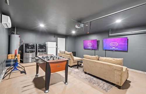 Indian Springs Casa | Still Corner · Stay@Still Corner-Pool,Spa&Gaming