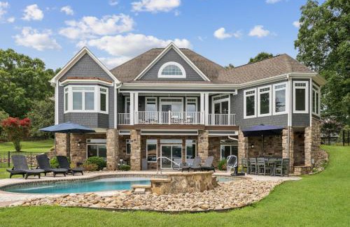 Lake Norman of Catawba Casa | Still Waters at Bankhead