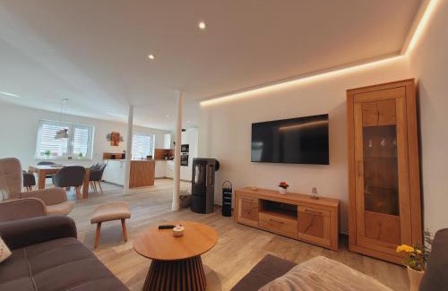 Floha Apartamento | Stilvolle Fewo Vogelnest, barrierefrei, Smart-TV, Parkplatz