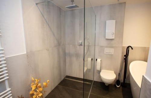 Duisburg City Center Apartamento | Stilvolle Stadtwohnung