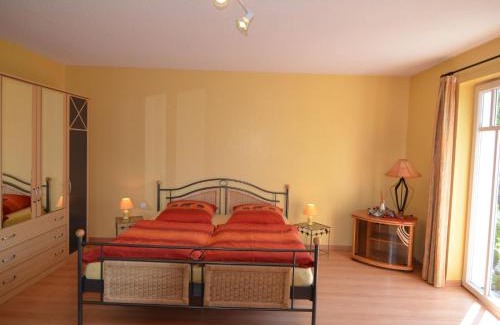 Madfeld Apartamento | Stilvolle Wohnung in Madfeld mit eigener Terrasse