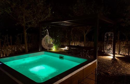 Ostuni Villa | Sto al Trullo - Historic Trullo with Private Jacuzzi and Sauna