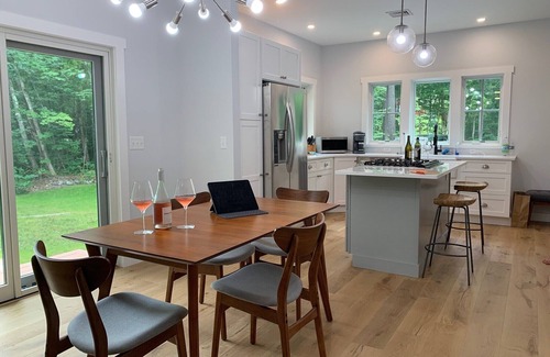 Glendale Casa | Stockbridge Bowl Lake Community