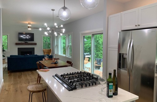 Glendale Casa | Stockbridge Bowl Lake Community