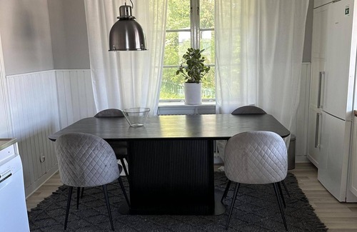 Spanga - Tensta Casa | Stockholm - 5-beds - Sleeps 12 - Garden