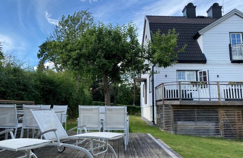 Enskede-Arsta-Vantor Cama Y Desayuno | Stockholm Best Residence B&B