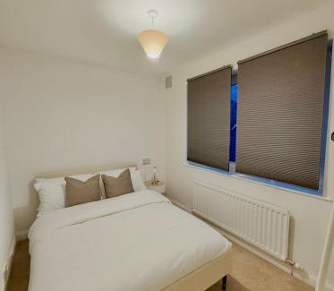Offerton Casa | Stockport Stays Price reduction on long term bookings