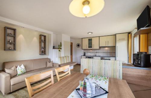 Monguelfo Apartamento | Stoffnerhof Apt Sonnenblume