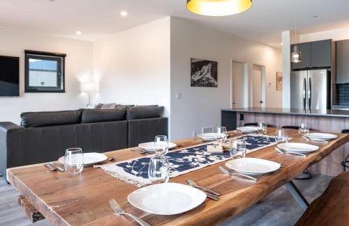 Revelstoke Apartamento | Stoke House by Revelstoke Vacations