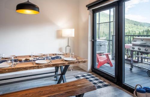 Revelstoke Apartamento | Stoke House by Revelstoke Vacations