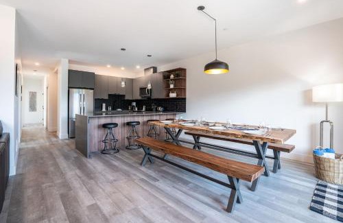 Revelstoke Apartamento | Stoke House by Revelstoke Vacations