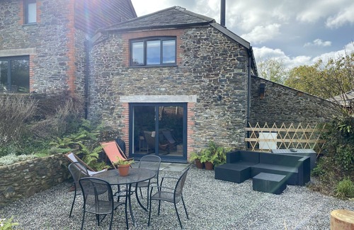 Welcombe Casa | Stone Barn Nestled in Nature - Dog Friendly