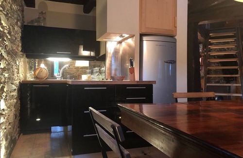 Orelle Chalet De Esquí | STONE CHALET 6 pers. ORELLE - SKI VAL THORENS + hiking/m.biking