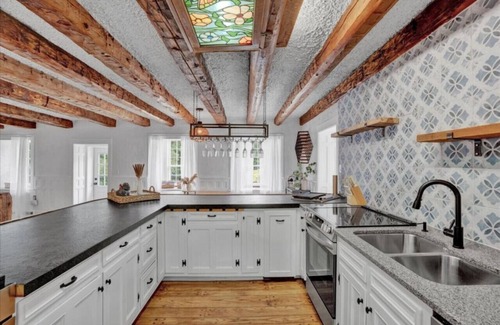 Bloomville Otro | Stone Cottage Horse Farm w/Pond & Peloton