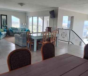 Mossel Bay Cama Y Desayuno | Stone Crown Manor B&B