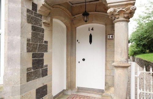 Bailliesmill Villa | Stone Gate lodge with Private Hot Tub