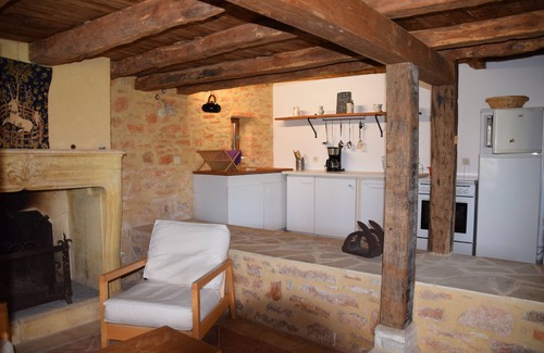 Florimont-Gaumier Casa | Casa de piedra con piscina privada